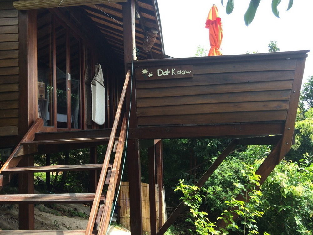 Serendipity Beach Resort Koh Lipe Exterior foto