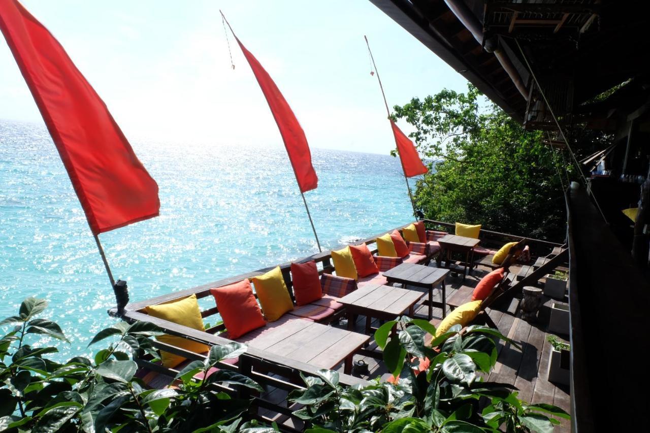 Serendipity Beach Resort Koh Lipe Exterior foto